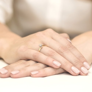Pierścionek z Brylantem 0,23ct z żółtego złota próby 585. W-0036/23